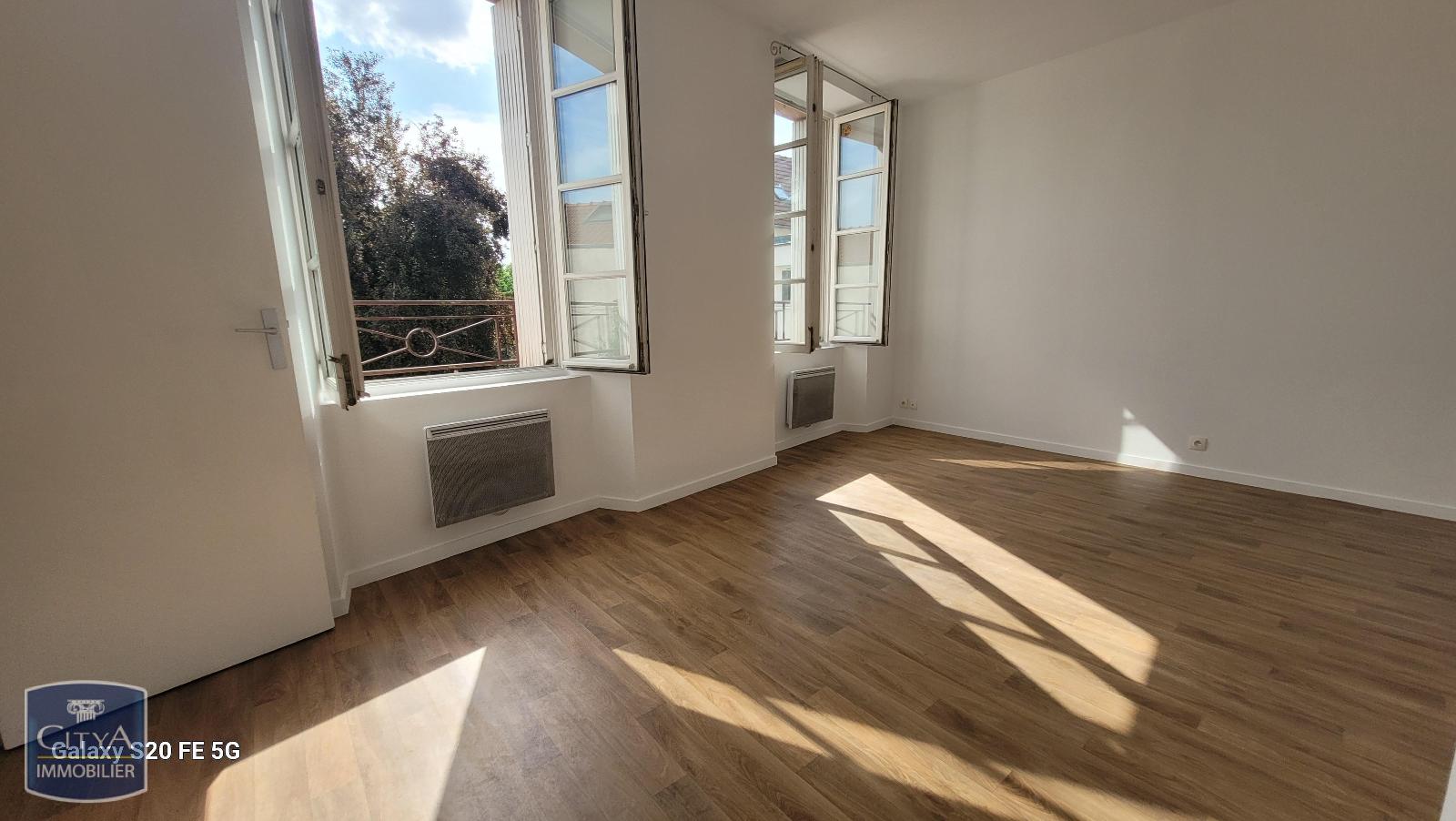 Appartement 1 pièce 28m² CORBEIL ESSONNES 91100