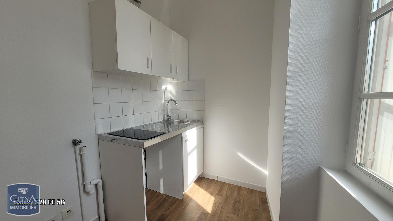 Appartement 1 pièce 28m² CORBEIL ESSONNES 91100 photo 2