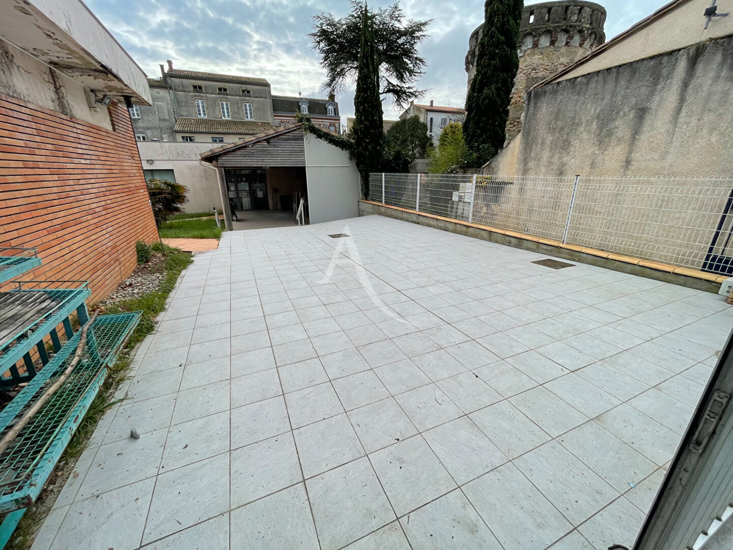 Local commercial 279 m² · à Castelnaudary · 279 m² · 268 000 €