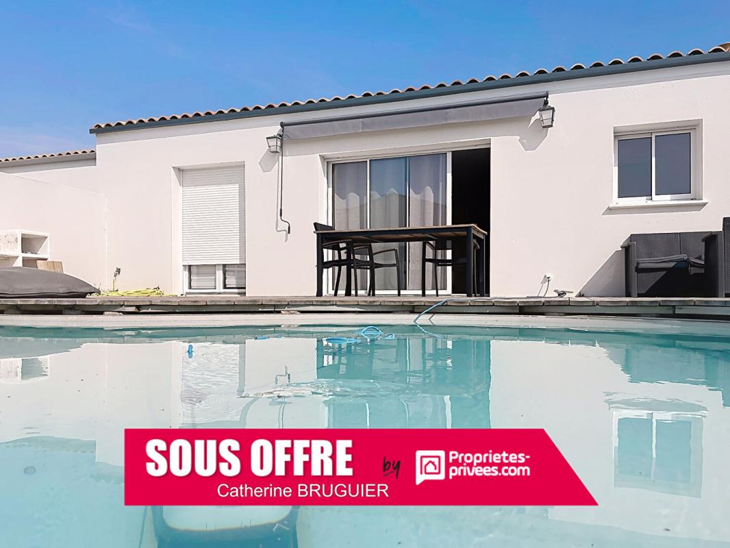 Maison 4 pièces 83 m² · à Angliers · 83 m² · 280 800 €