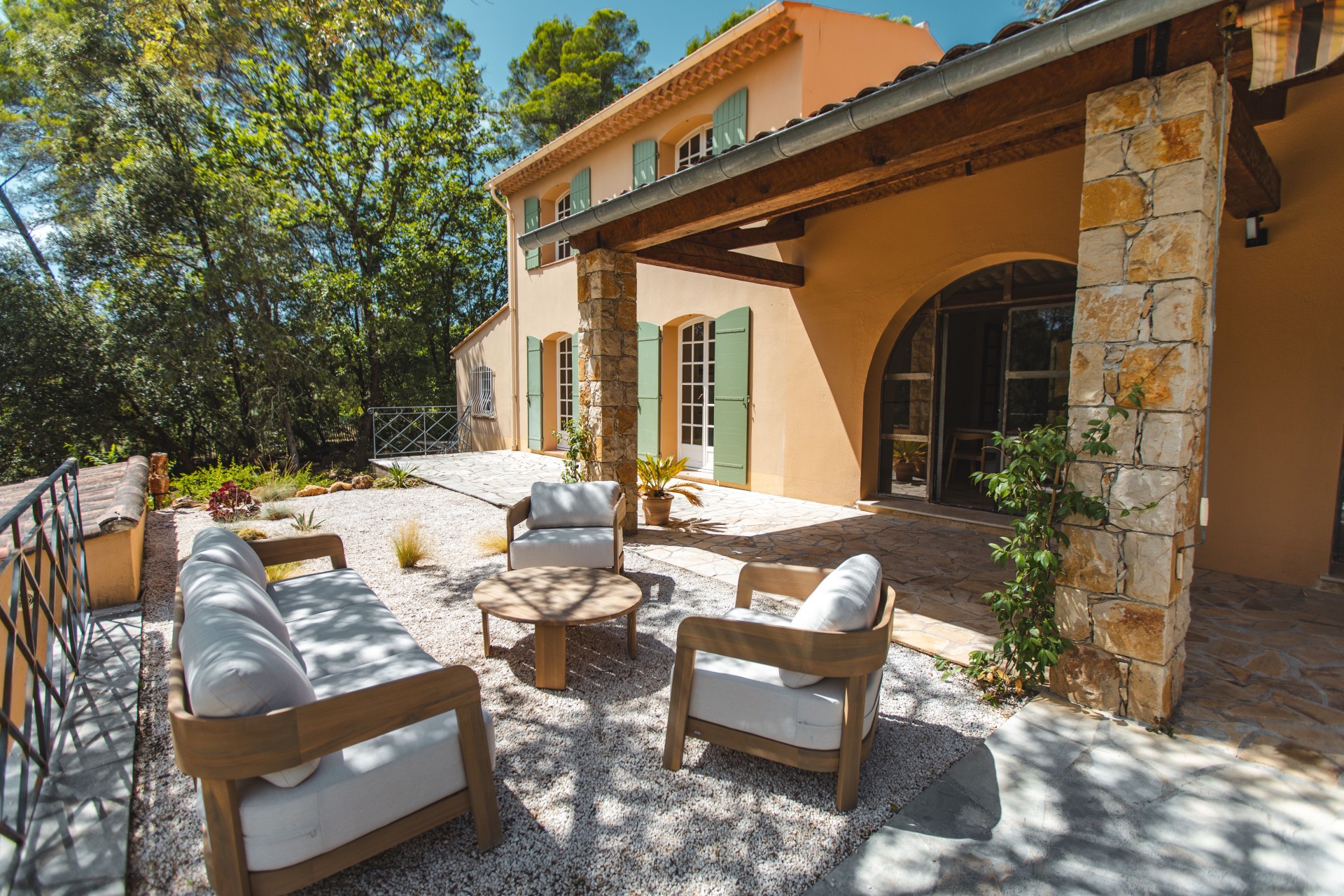 Maison 7 pièces 170 m² · à Lorgues · 170 m² · 975 000 €