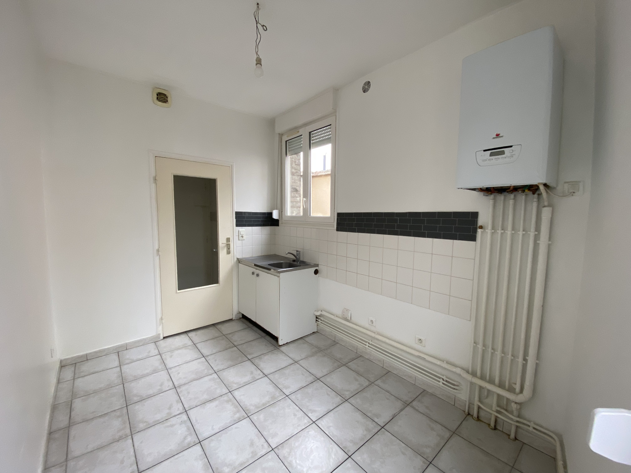 Appartement – REIMS MARNE GRAND-EST - Vue 2