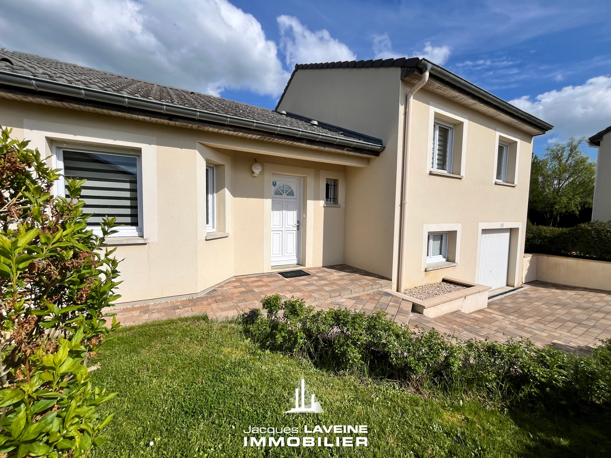Maison 6 pièces 109 m² · à Pommerieux · 109 m² · 349 000 €