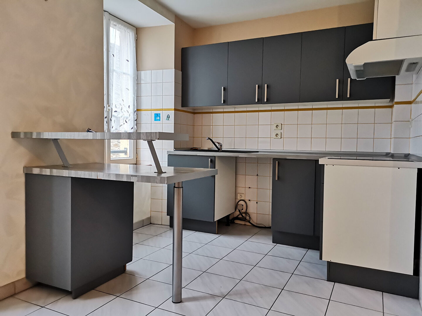 Appartement – ST GENIEZ D OLT ET D AUBRAC - Vue 2