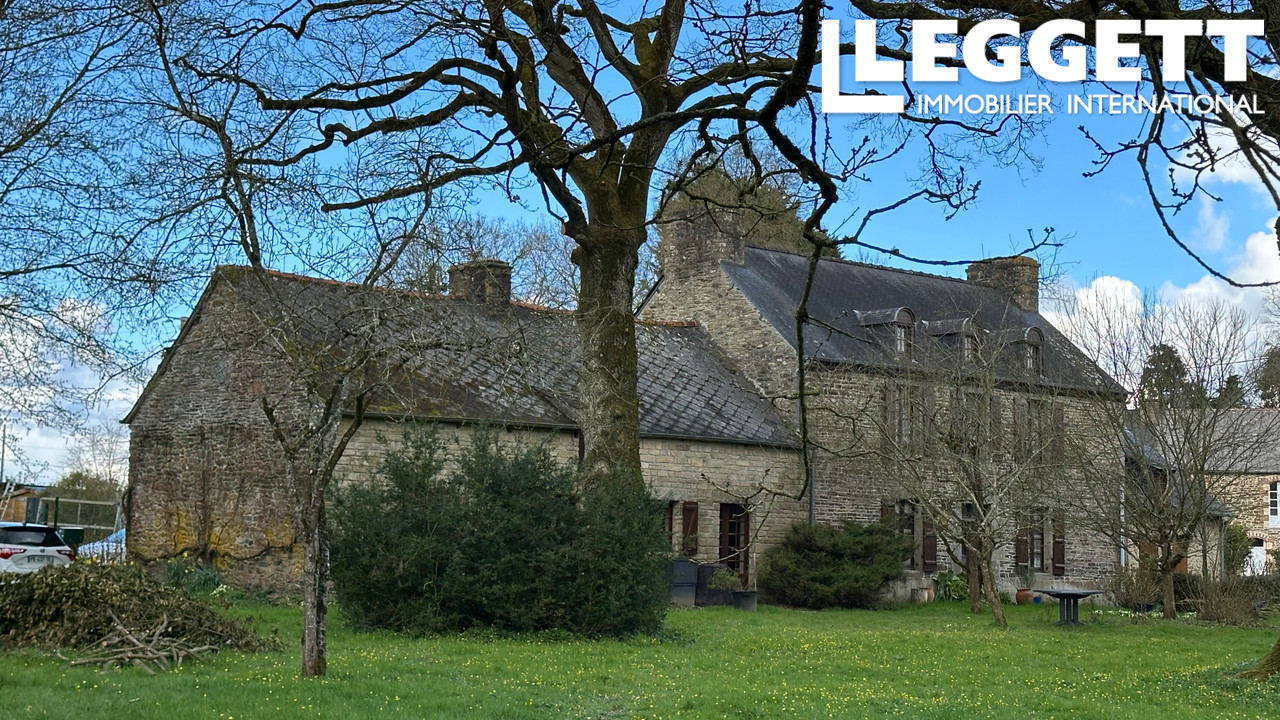 Maison 7 pièces 238 m² · à Guilliers · 238 m² · 233 000 €