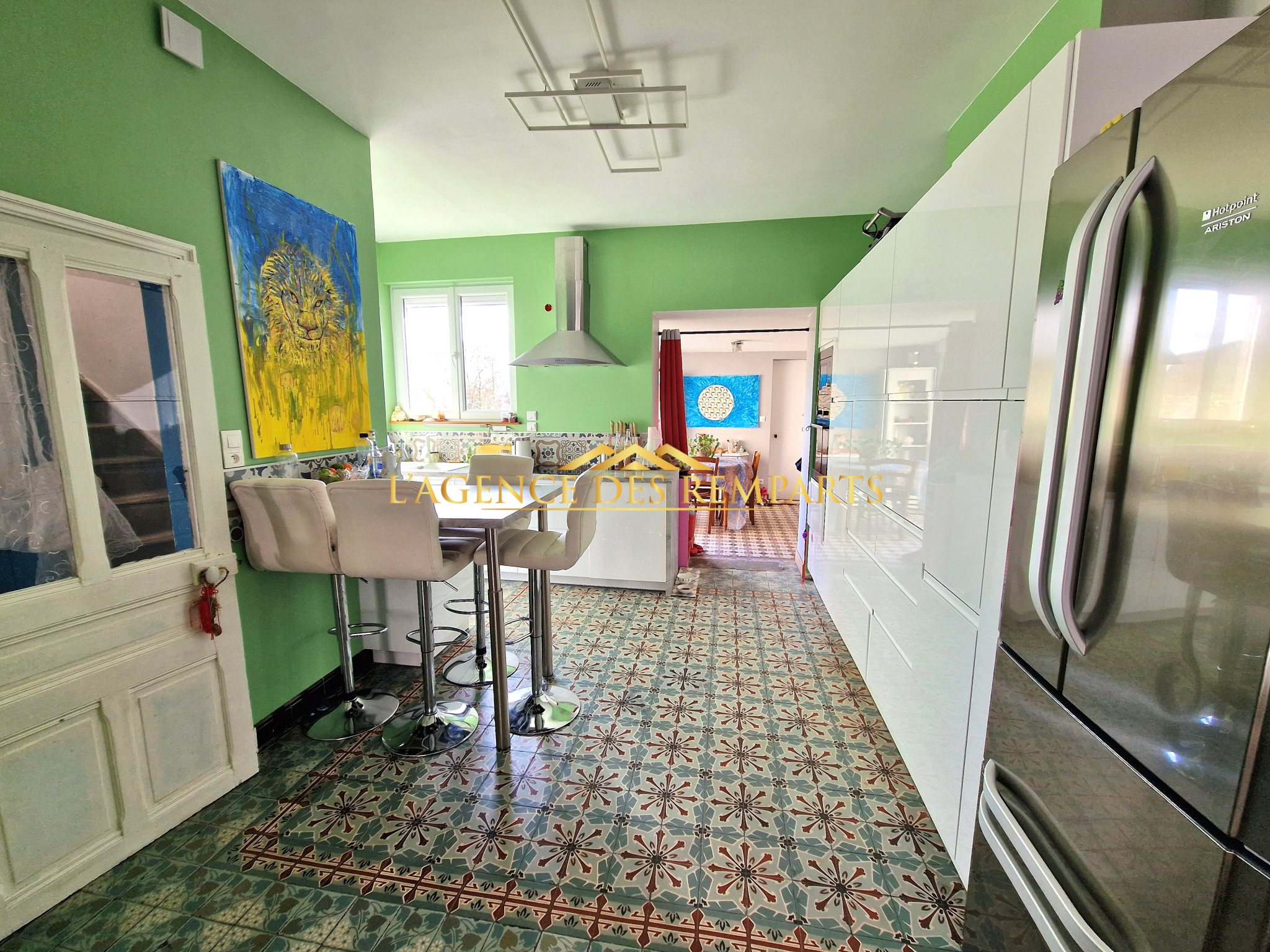 Maison 6 pièces 130 m² · à Neuville sous Montreuil · 130 m² · 283 500 €