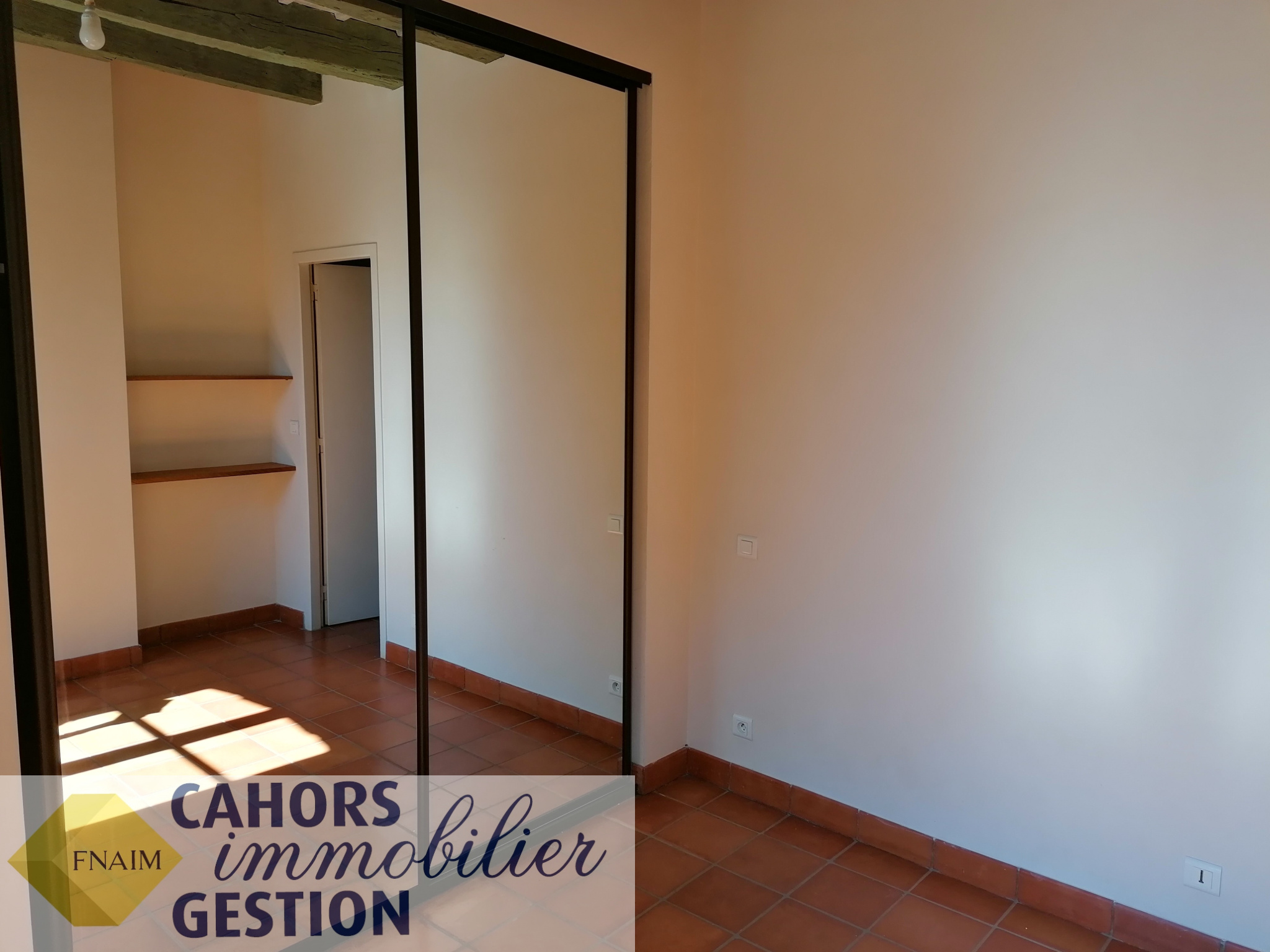 Appartement – CAHORS LOT OCCITANIE - Vue 4
