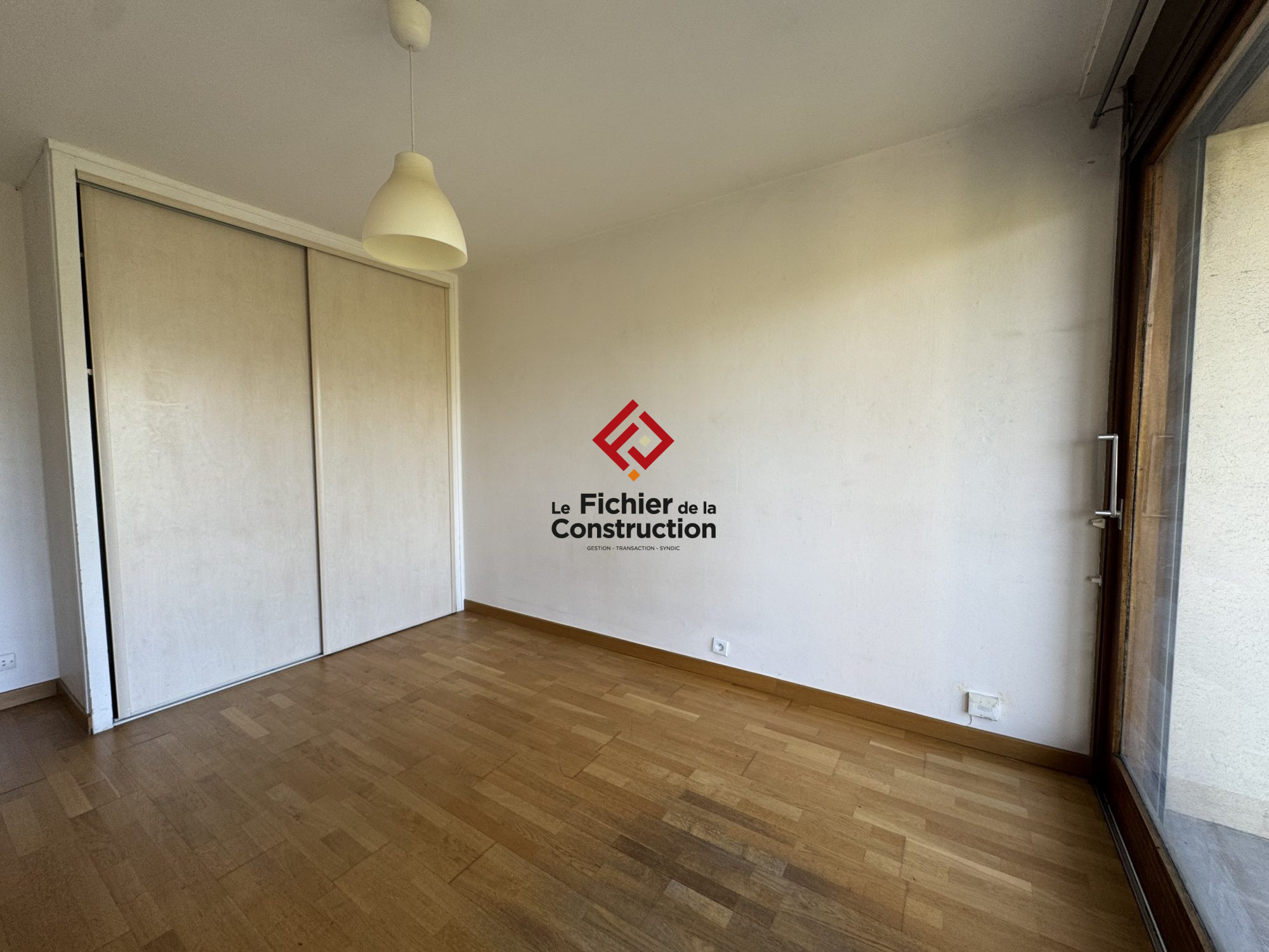 Appartement – GRENOBLE ISERE AUVERGNE-RHÔNE-ALPES - Vue 4