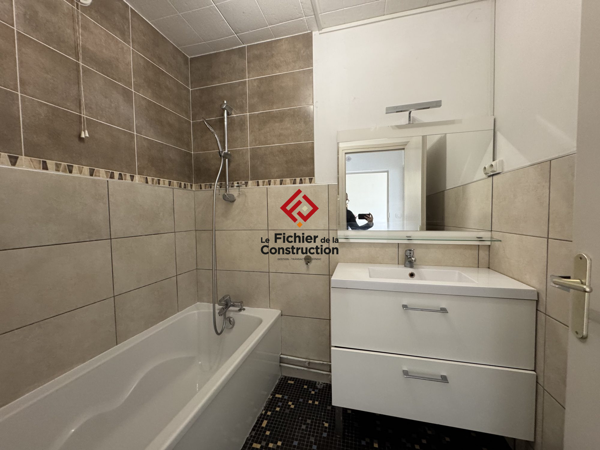 Appartement – GRENOBLE ISERE AUVERGNE-RHÔNE-ALPES - Vue 5