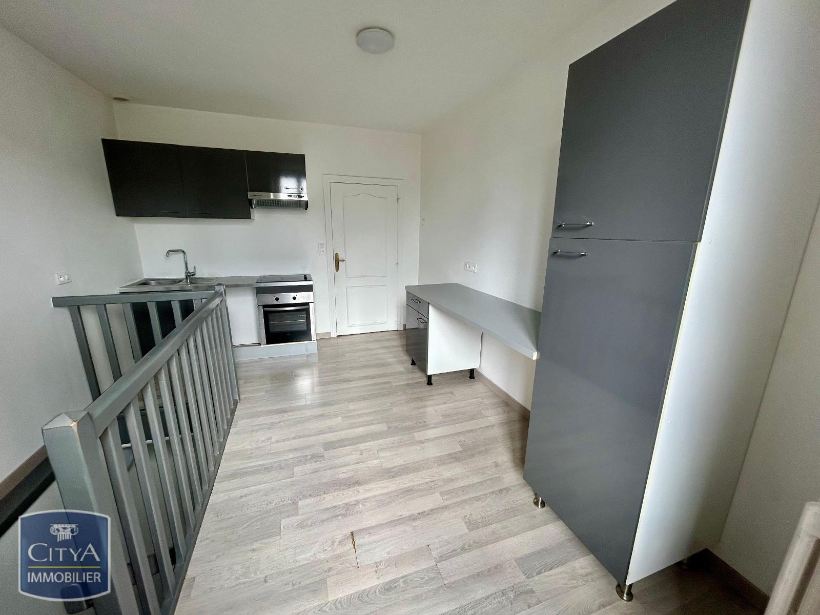 Appartement – ST MACAIRE EN MAUGES MAINE-ET-LOIRE PAYS-DE-LA-LOIRE - Vue 5