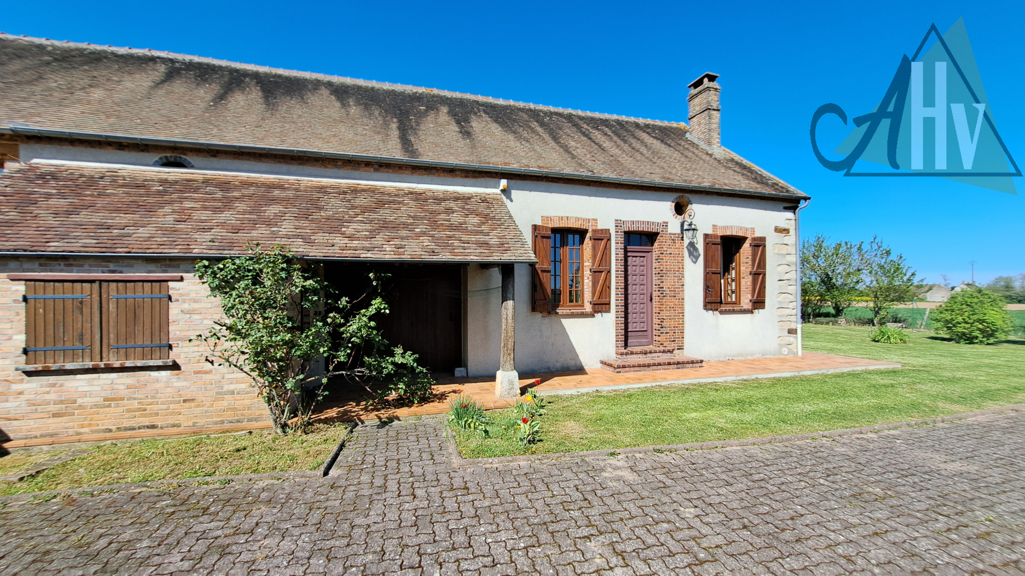 Maison 4 pièces 65 m² · à St Valerien · 65 m² · 160 500 €