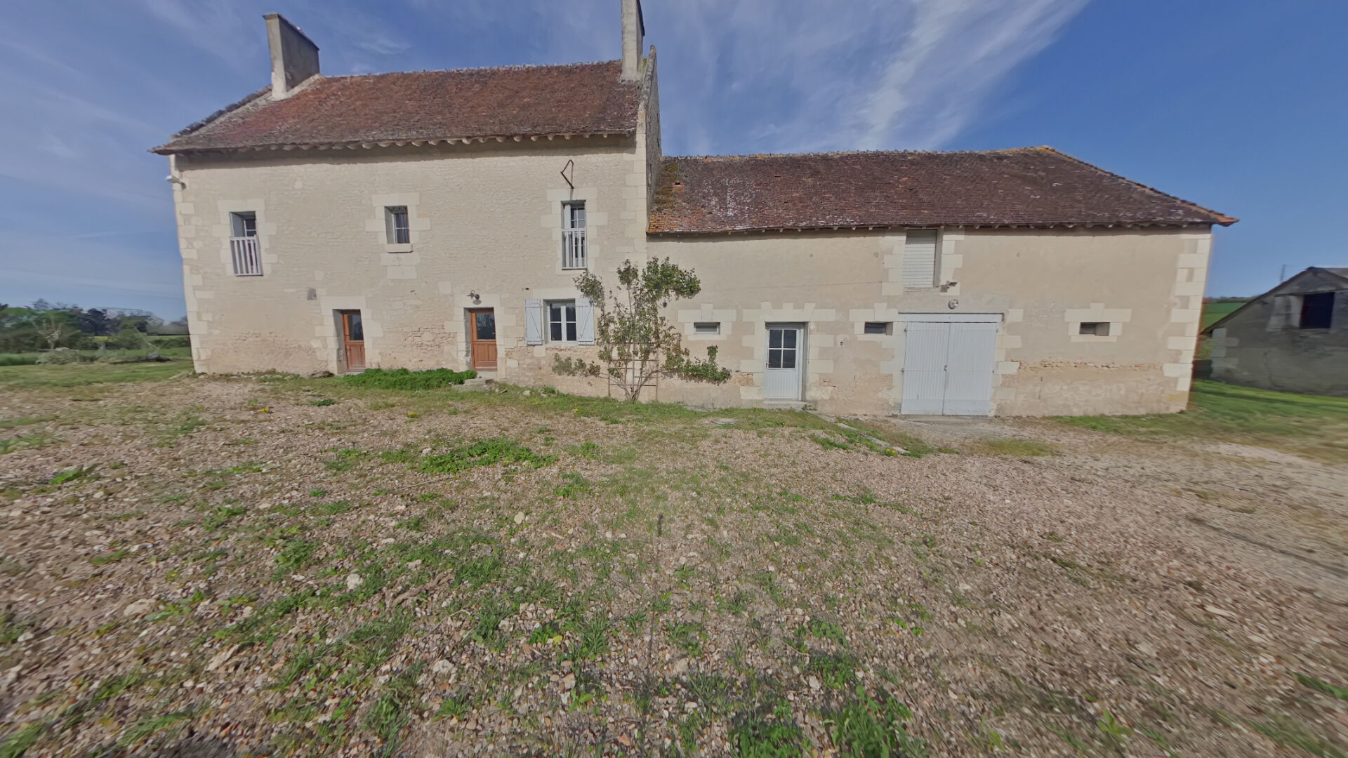 Maison 6 pièces 195 m² · à St Jean St Germain · 195 m² · 193 000 €