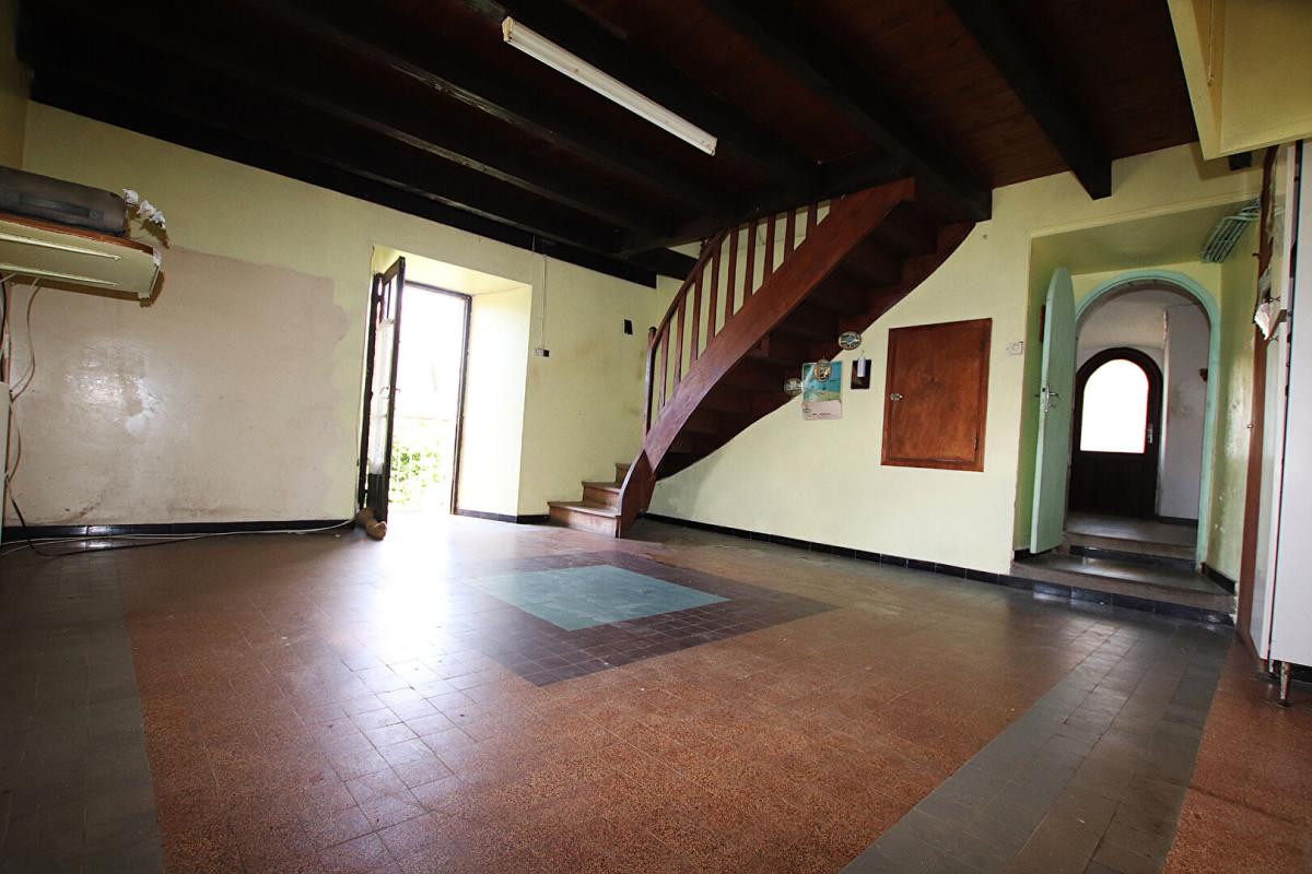 Maison – ST ANDRE DE VEZINES AVEYRON OCCITANIE - Plus