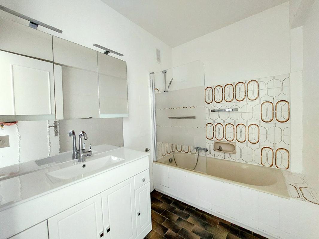 Appartement – CANNES ALPES-MARITIMES PROVENCE-ALPES-COTE-D-AZUR - Vue 5