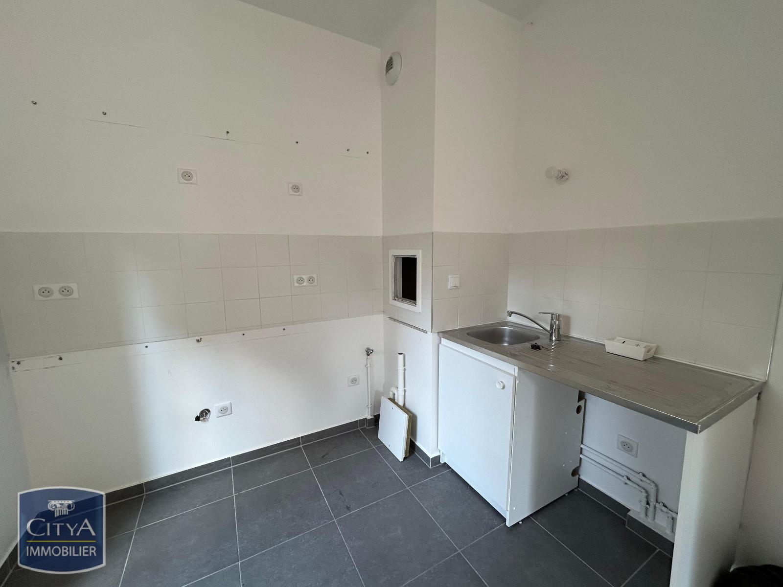 Appartement 3 pièces 69m² RUEIL MALMAISON 92500 photo 2