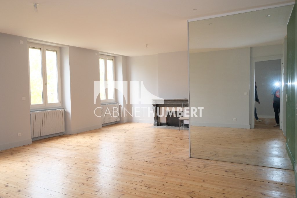 Appartement 4 pièces 105 m² · à St Etienne · 105 m² · 1 210 €/mois