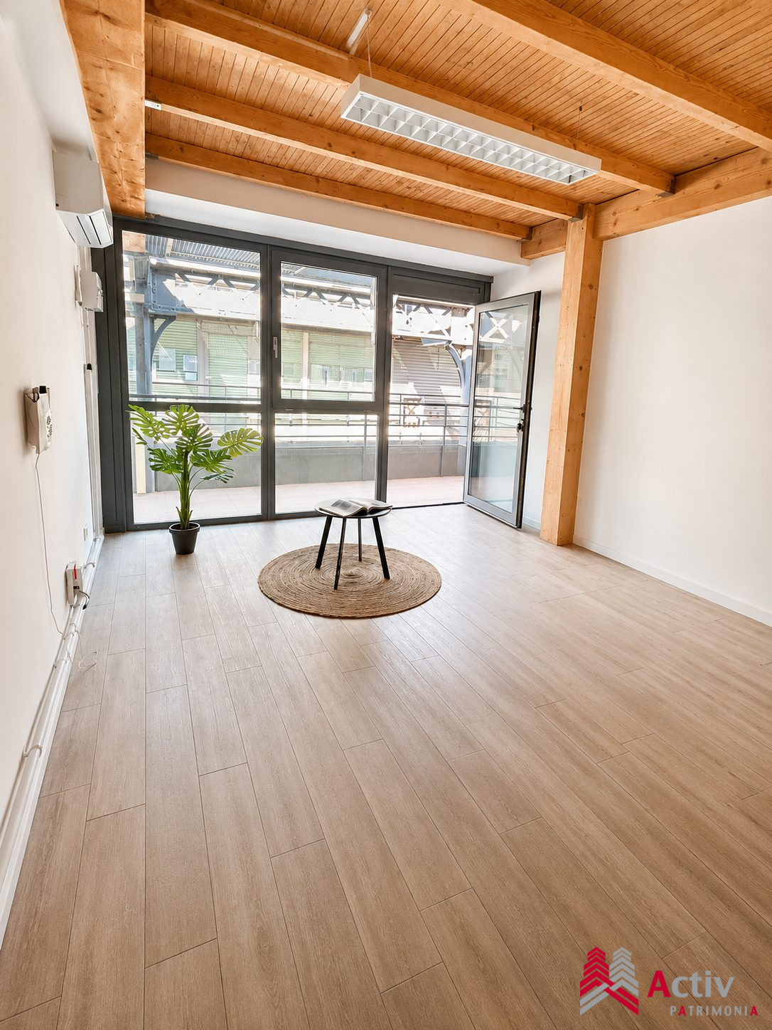 Local commercial 75 m² · à Arles · 75 m² · 279 000 €