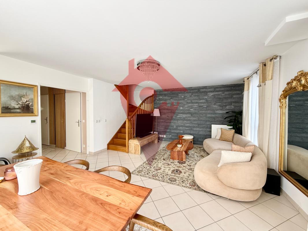 Maison – Ecquevilly, Yvelines - Plus