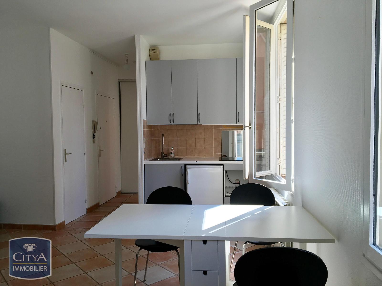 Appartement – Clermont-Ferrand, Les Farges, La Sarre - Vue 3