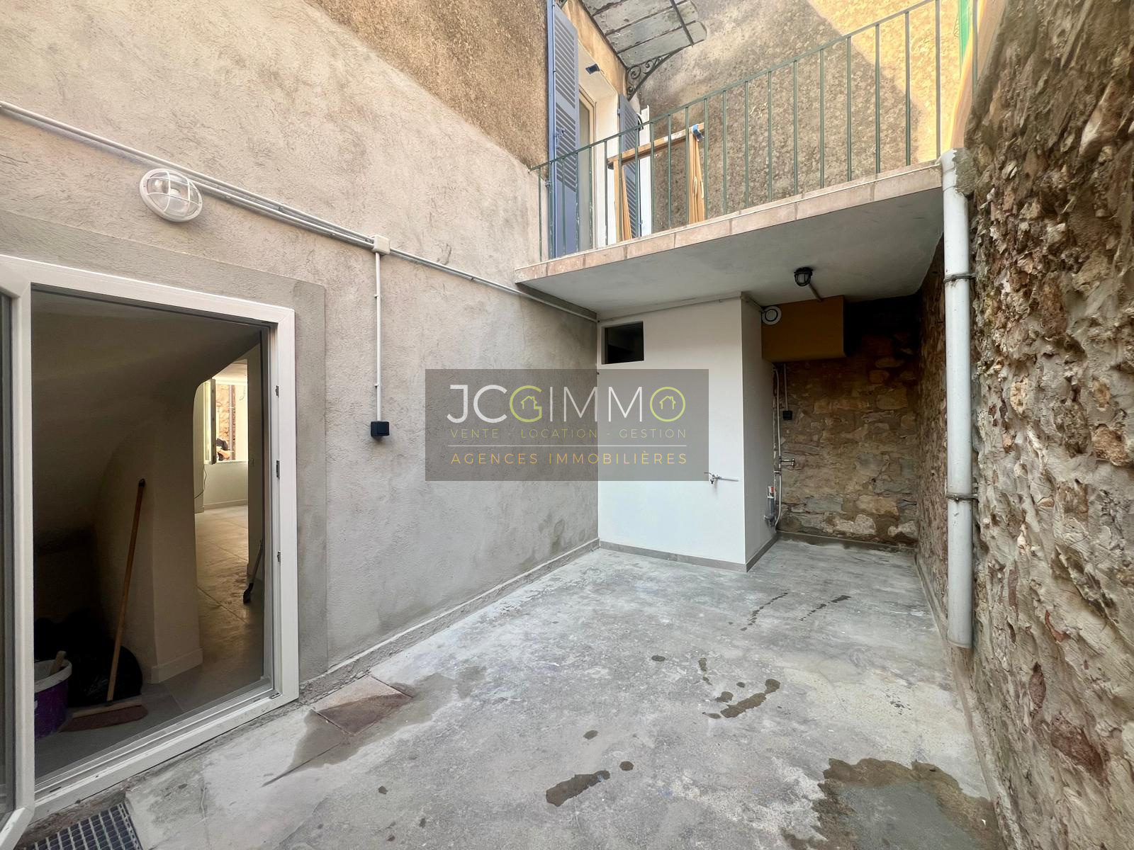 Maison – PUGET VILLE VAR PROVENCE-ALPES-COTE-D-AZUR - Vue 4