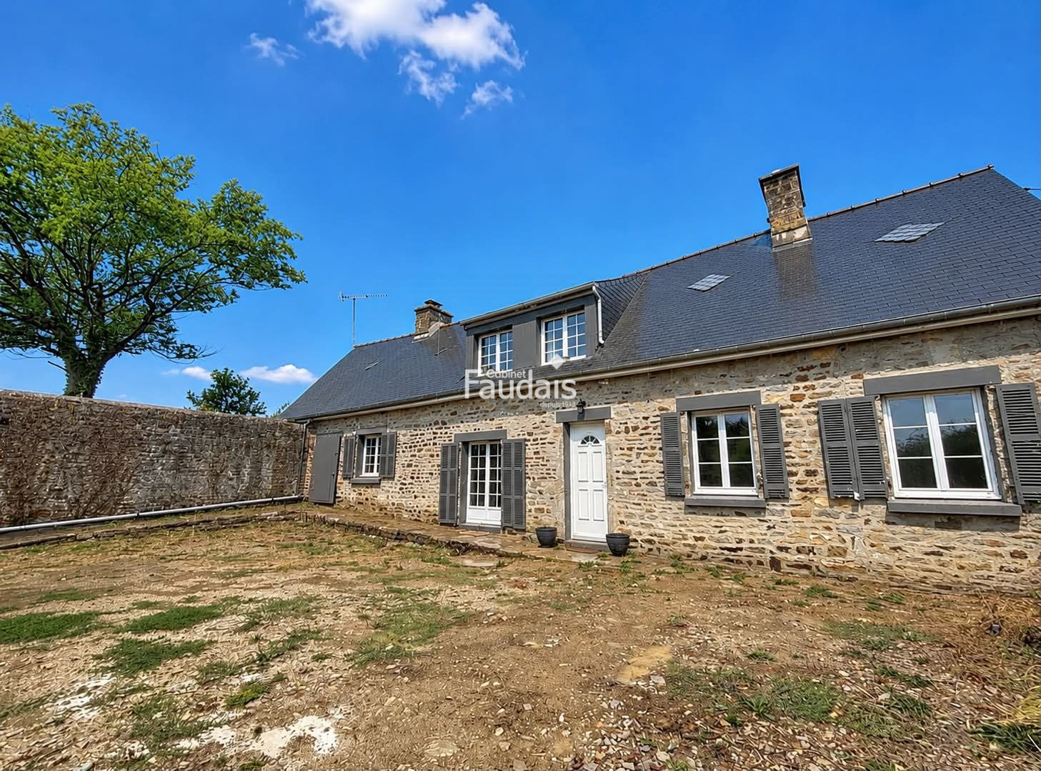 Maison 6 pièces 129 m² · à Portbail · 129 m² · 229 000 €