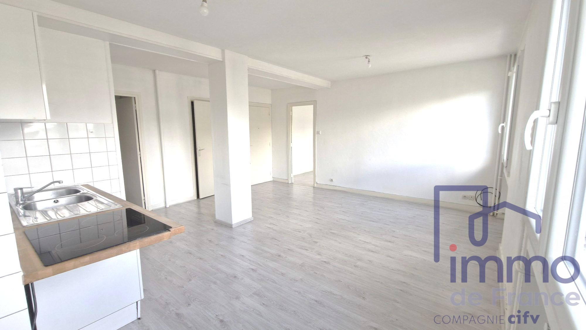 Appartement 2 pièces 45 m² · à St Etienne · 45 m² · 63 000 €