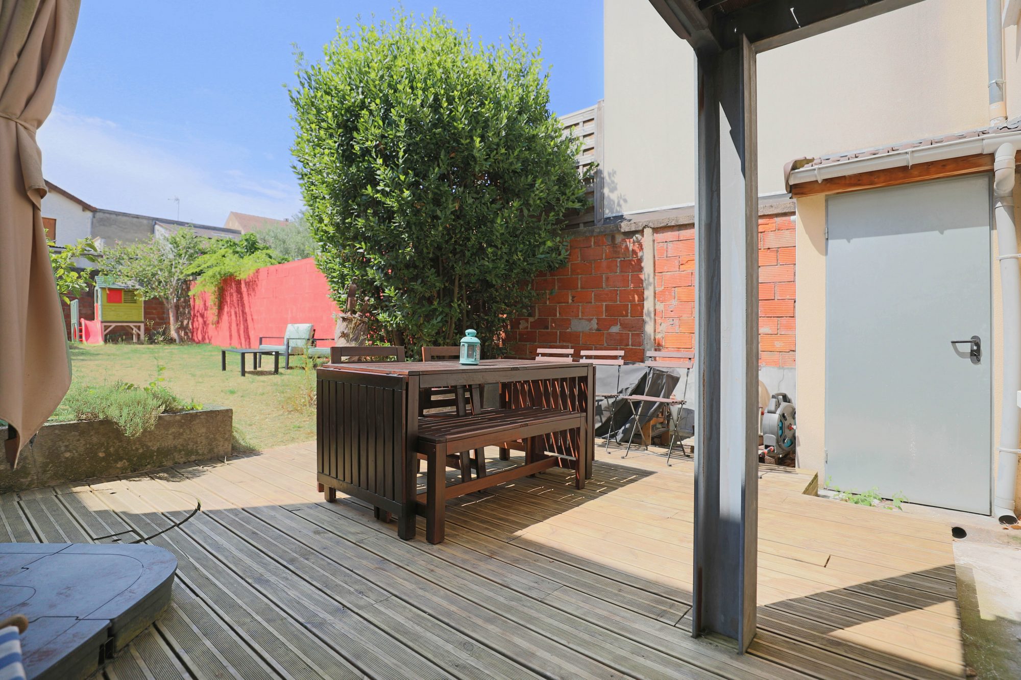 Maison 4 pièces 81 m² · à Montreuil · 81 m² · 659 000 €