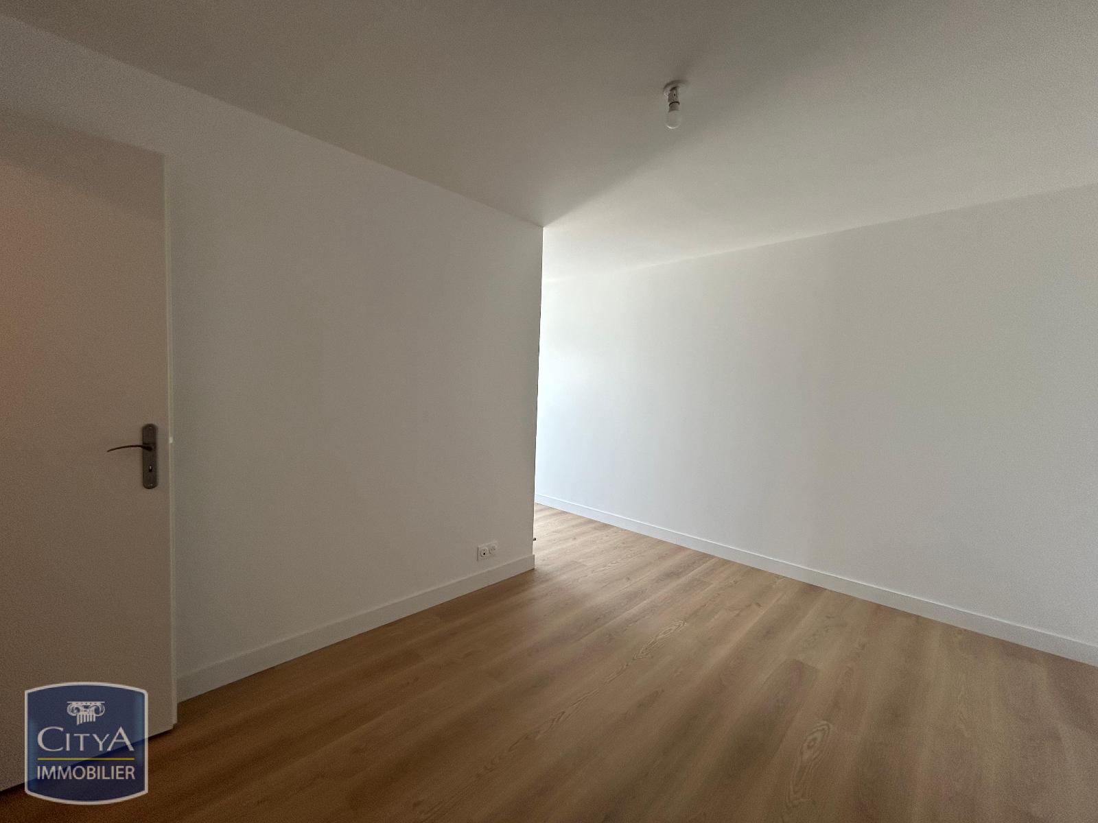 Appartement – Dourdan, Résidence Les Jardins, Essonne - Vue 3