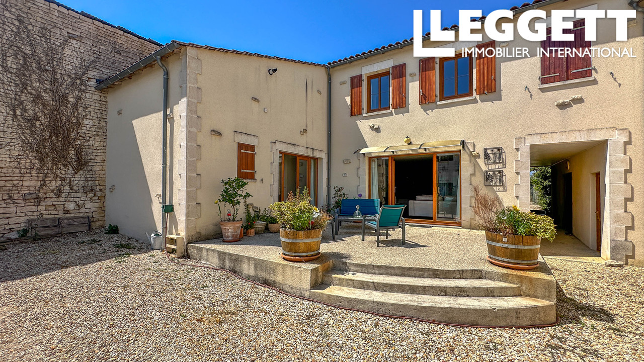 Maison 6 pièces 156 m² · à Chassors · 156 m² · 199 800 €