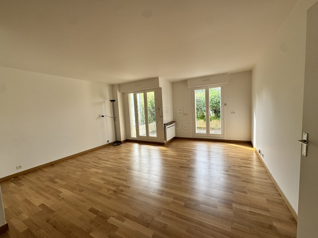 Appartement 4 pièces 80 m² · à Enghien les Bains · 80 m² · 499 000 €