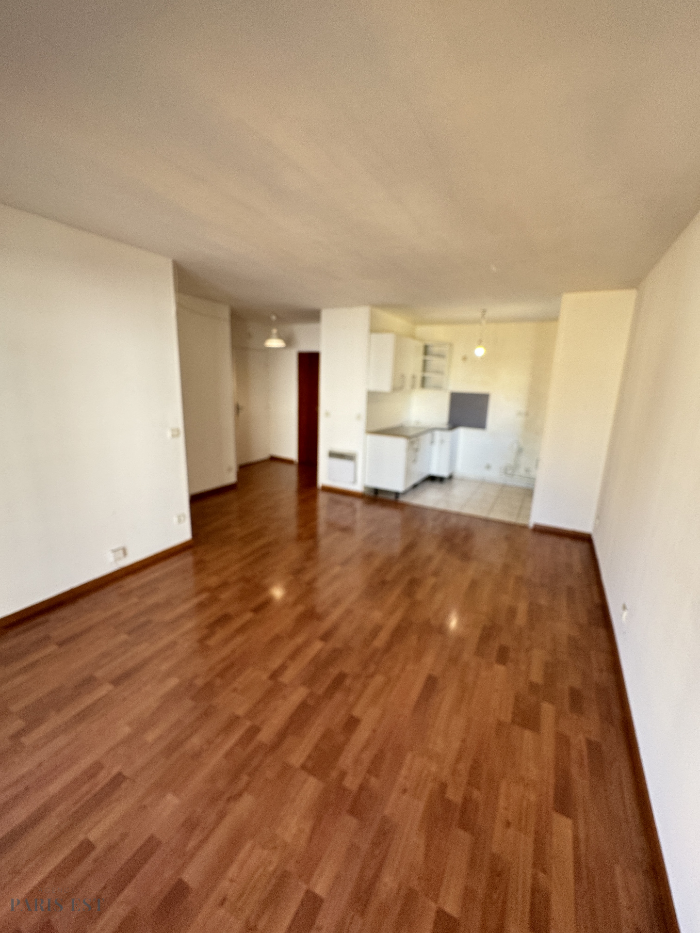 Appartement 2 pièces 43m² CLAYE SOUILLY 77410 photo 2