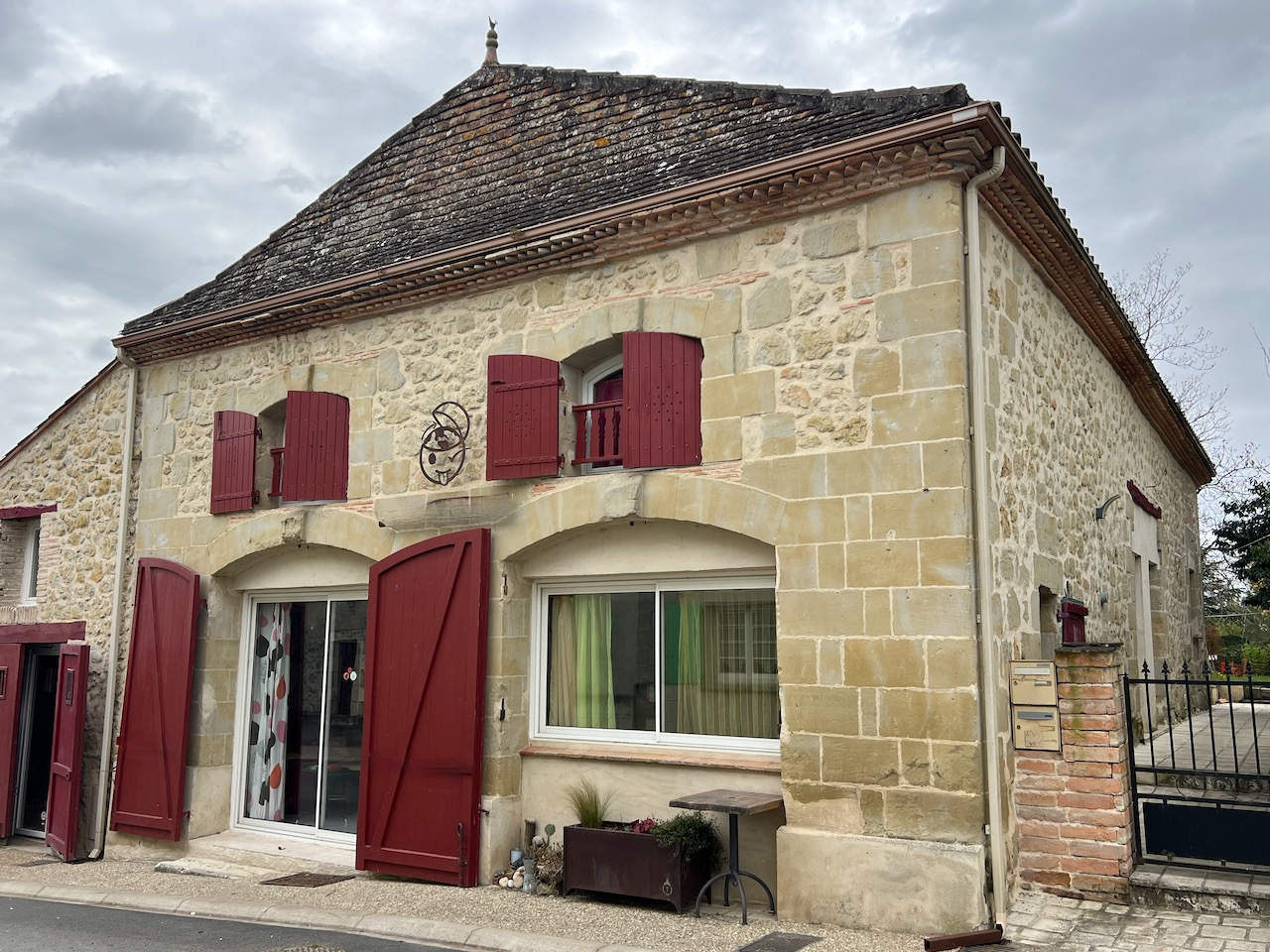 Maison 8 pièces 264 m² · à Villebramar · 264 m² · 249 900 €