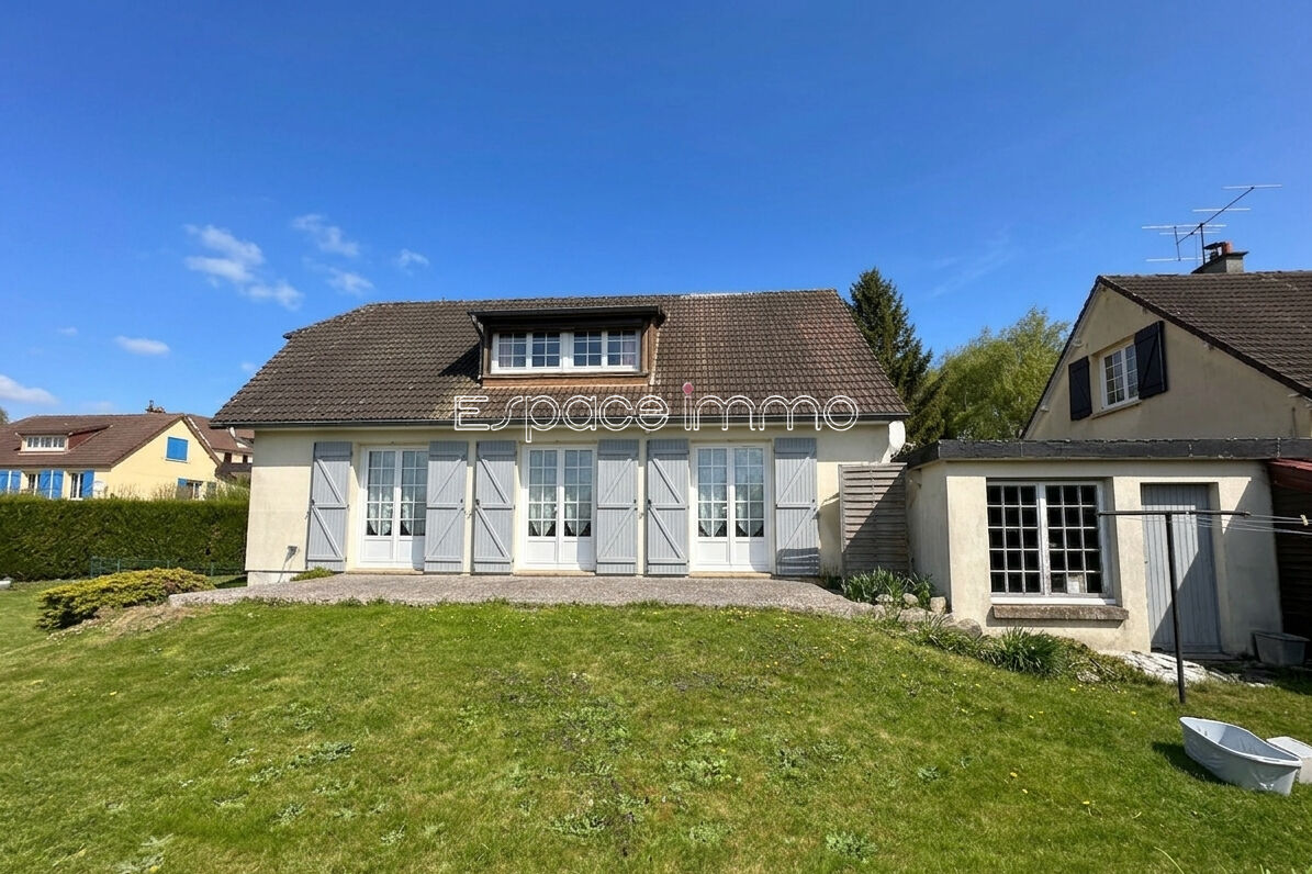 Maison 6 pièces 114 m² · à Cailly · 114 m² · 214 000 €