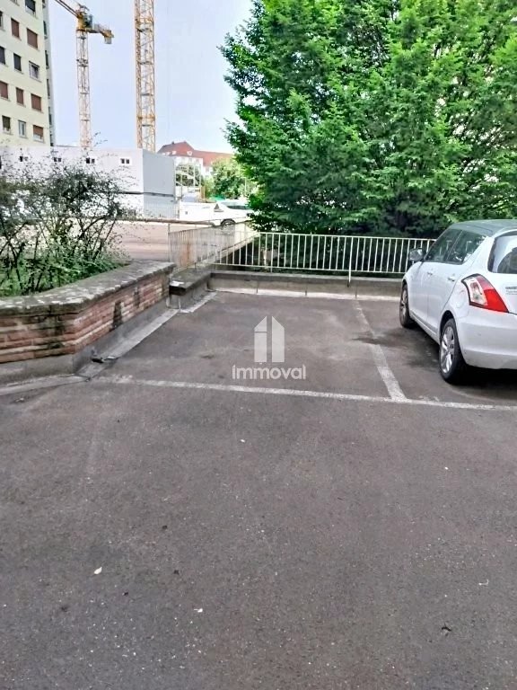 Atvinnuhúsnæði
