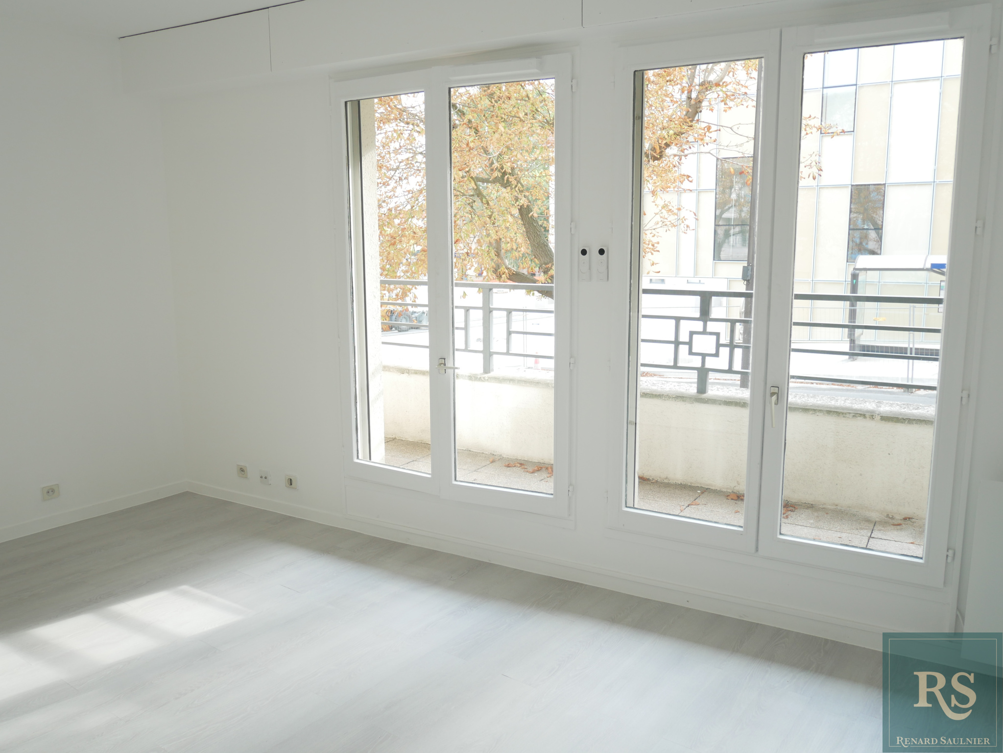 Appartement 1 pièce 23m² ANTONY 92160 photo 2