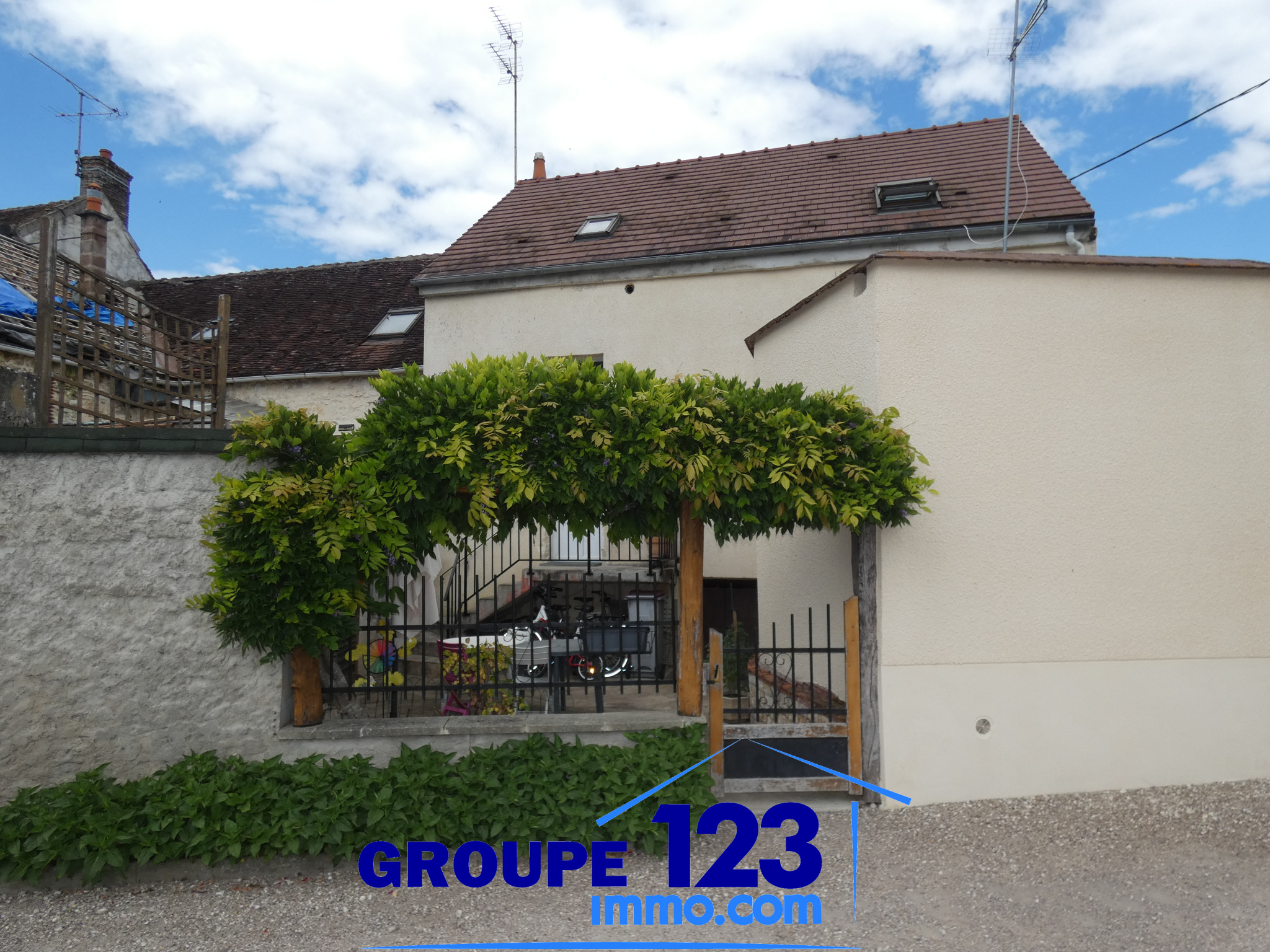 Maison 4 pièces 89 m² · à Laroche St Cydroine · 89 m² · 119 900 €