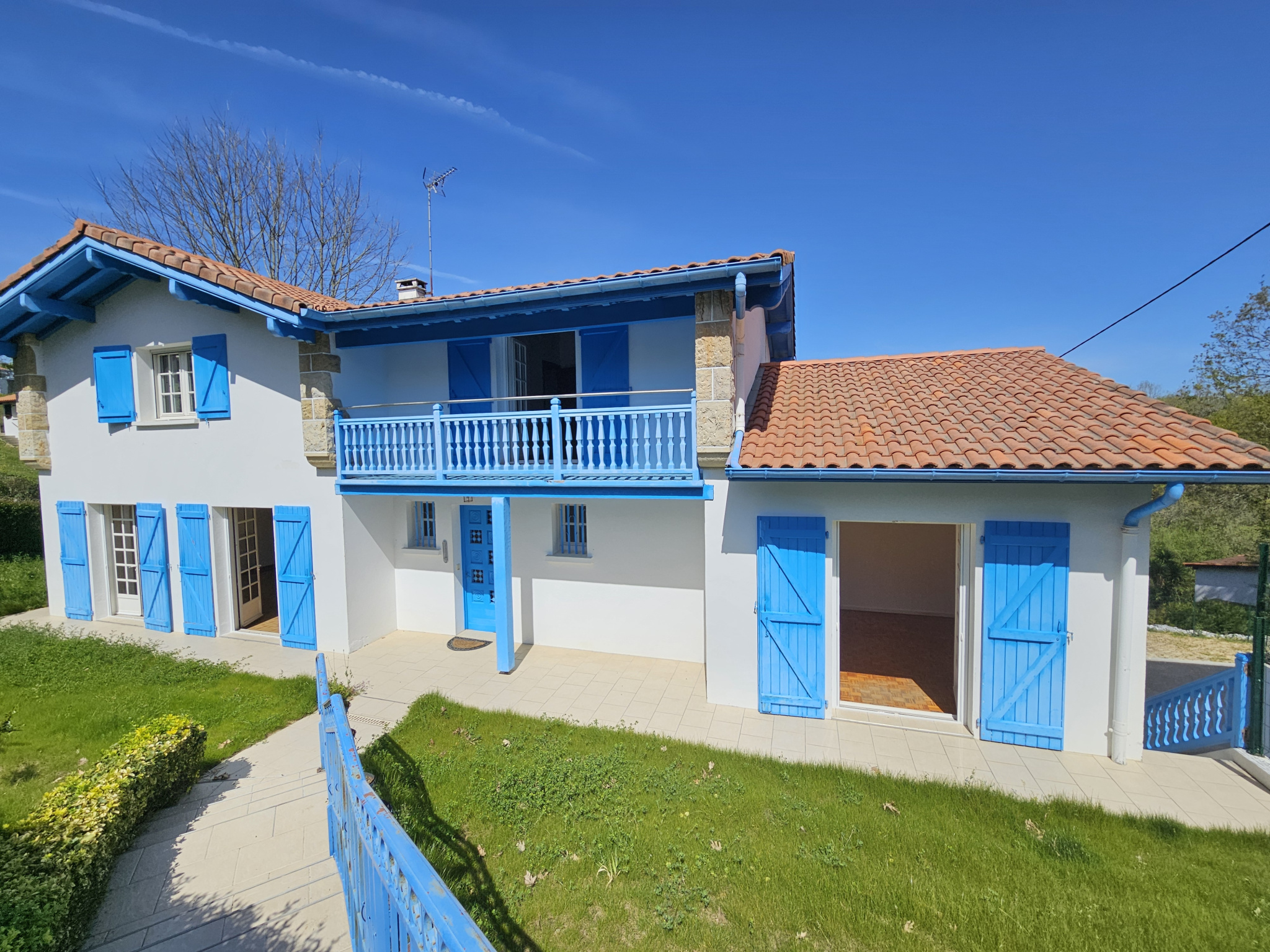 Maison 6 pièces 240 m² · à Mouguerre · 240 m² · 530 000 €