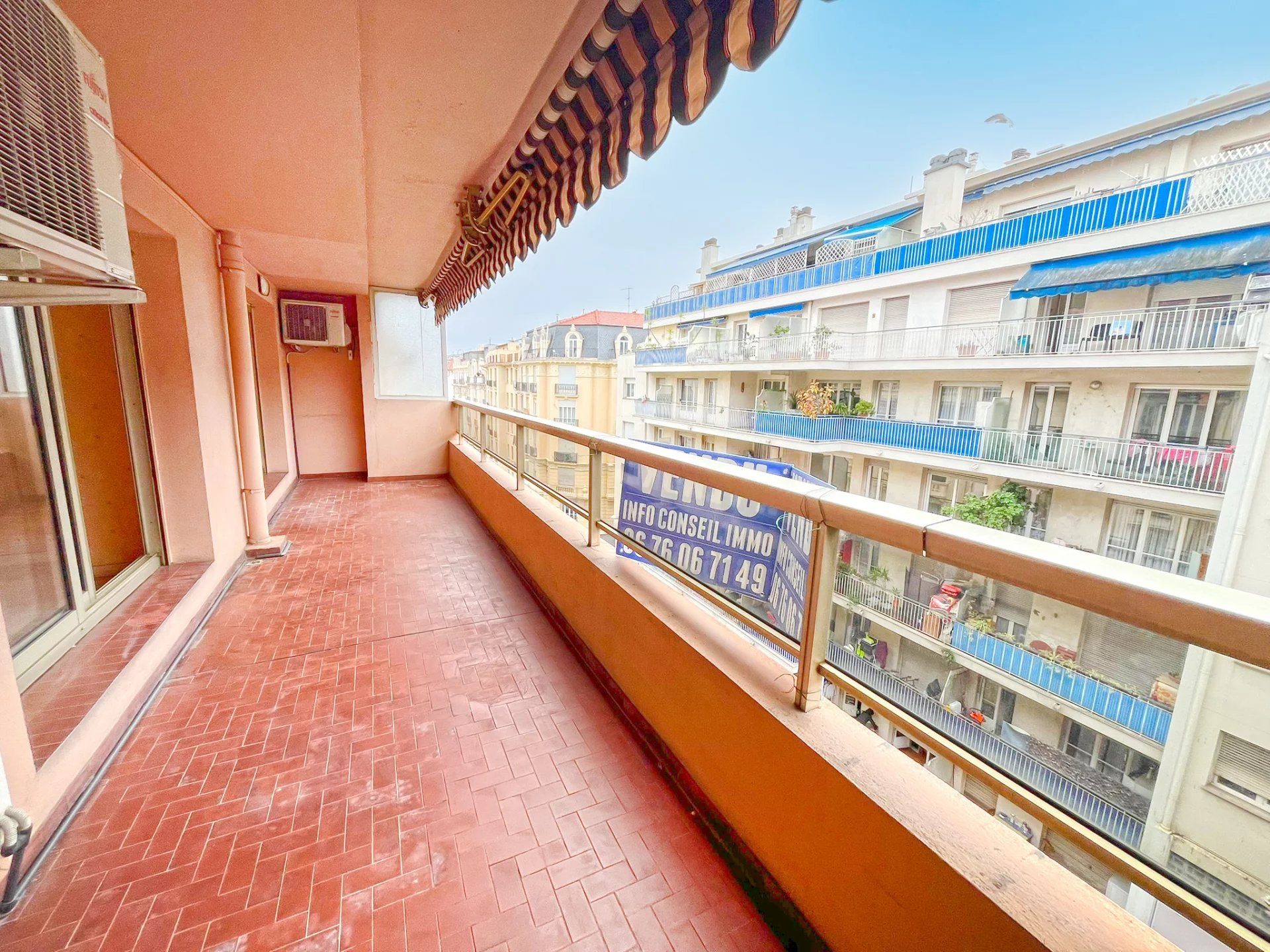 Appartement 3 pièces 85 m² · à Nice · 85 m² · 325 000 €