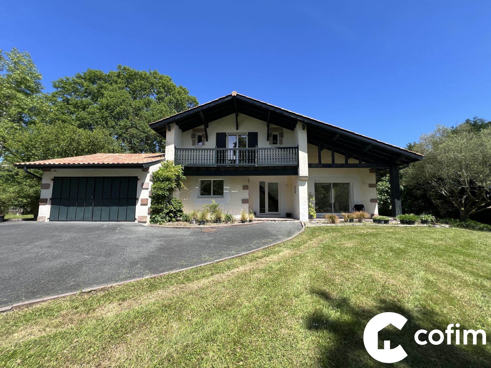 Maison 6 pièces 150 m² · à Mouguerre · 150 m² · 595 000 €
