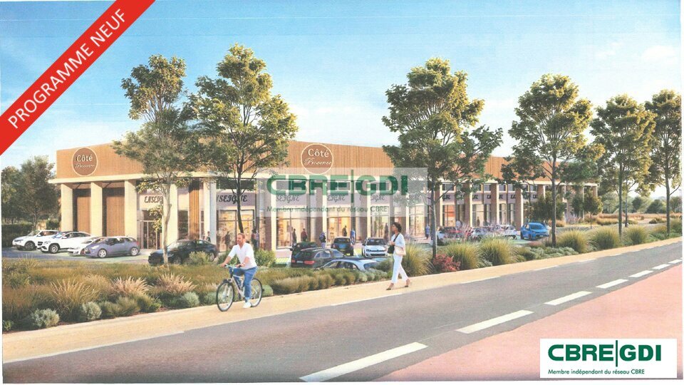 Local commercial 1400 m² · à Chateaurenard · 1 400 m² · 18 200 €/mois