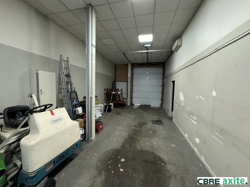 Local commercial 479 m² · à Echirolles · 479 m² · 577 500 €