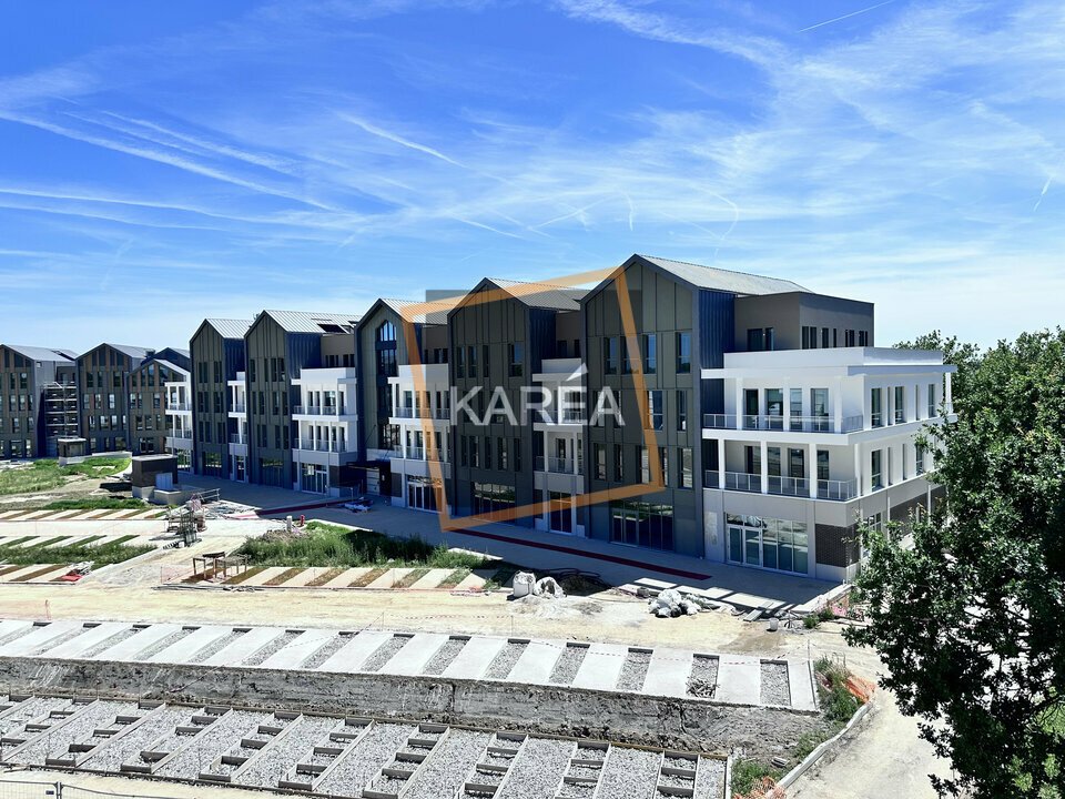 Local commercial 246 m² · à Serris · 246 m² · 5 426 €/mois