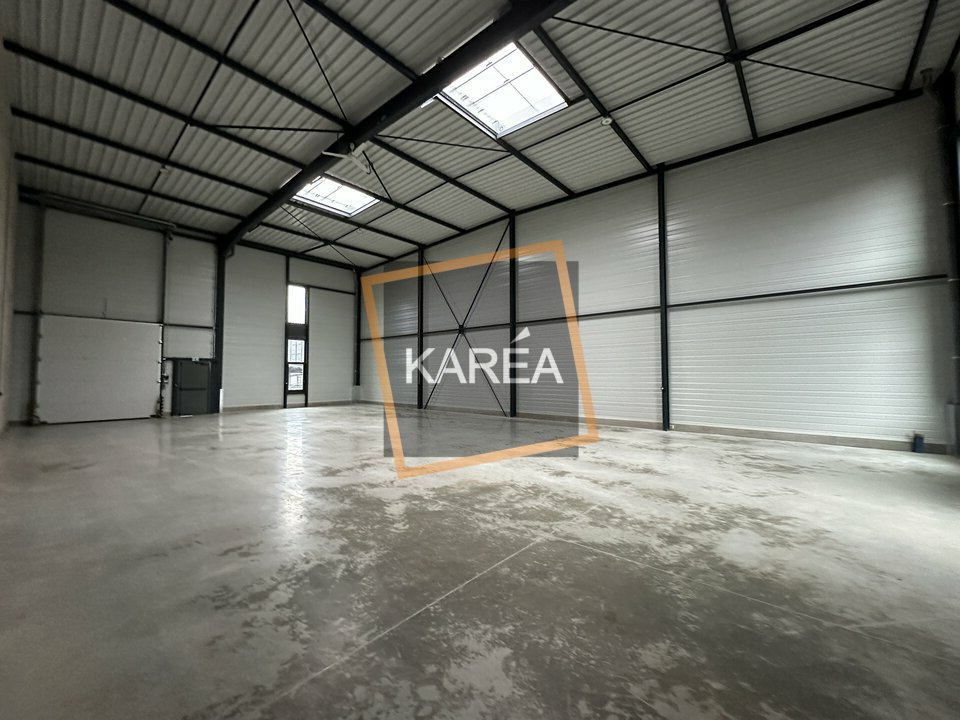 Local commercial 258 m² · à Bailly Romainvilliers · 258 m² · 2 690 €/mois