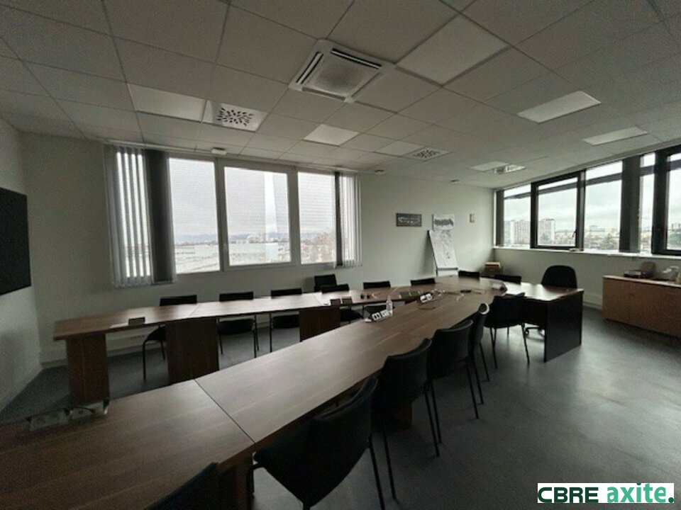Local commercial 763 m² · à Echirolles · 763 m² · 1 419 180 €