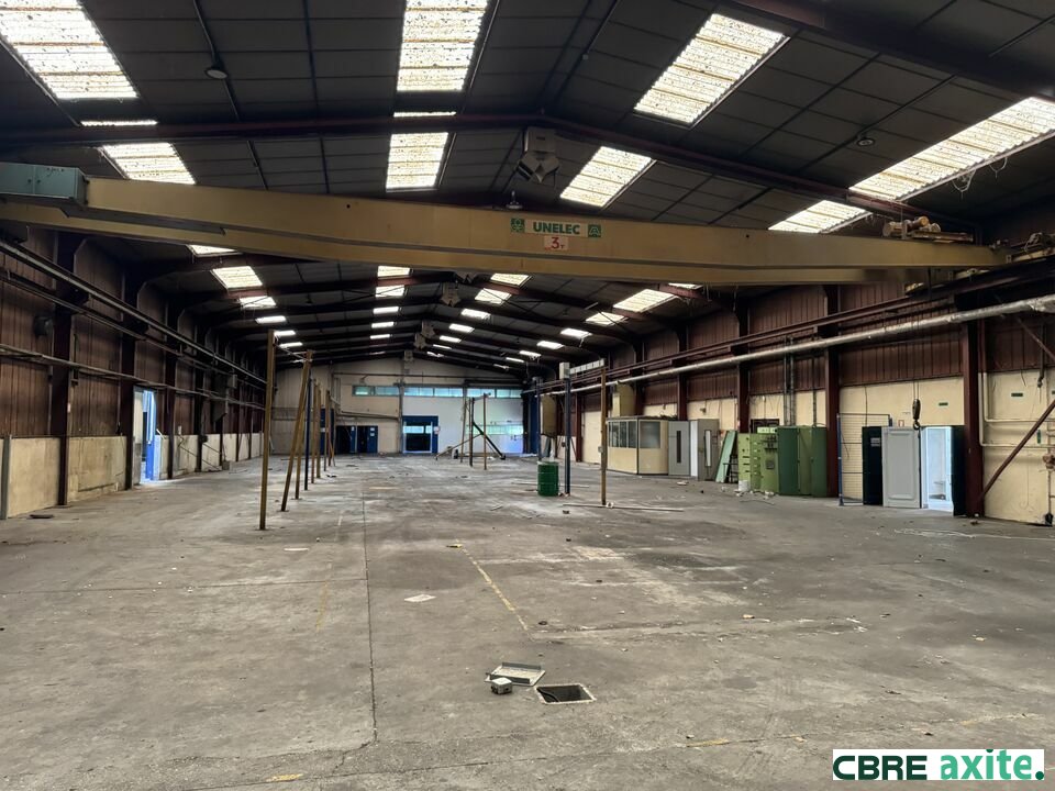 Local commercial 2560 m² · à Echirolles · 2 560 m² · 1 470 000 €