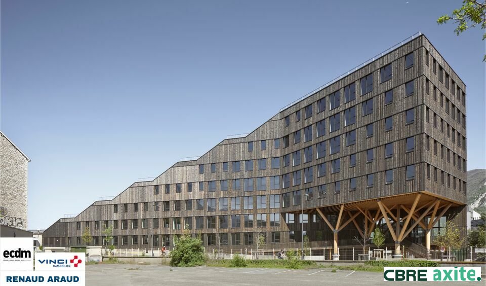 Local commercial 5460 m² · à Grenoble · 5 460 m² · 106 488 €/mois