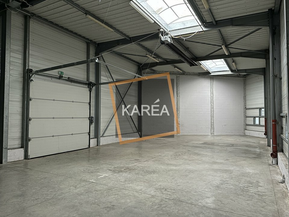 Local commercial 173 m² · à Chessy · 173 m² · 1 934 €/mois