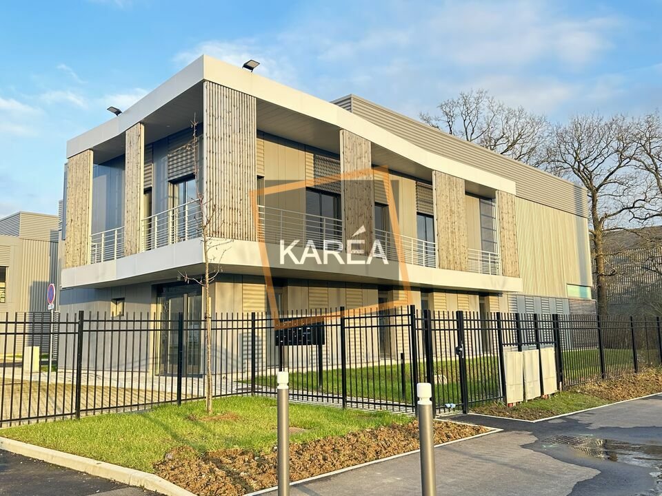 Local commercial 1426 m² · à Chanteloup en Brie · 1 426 m² · 14 260 €/mois