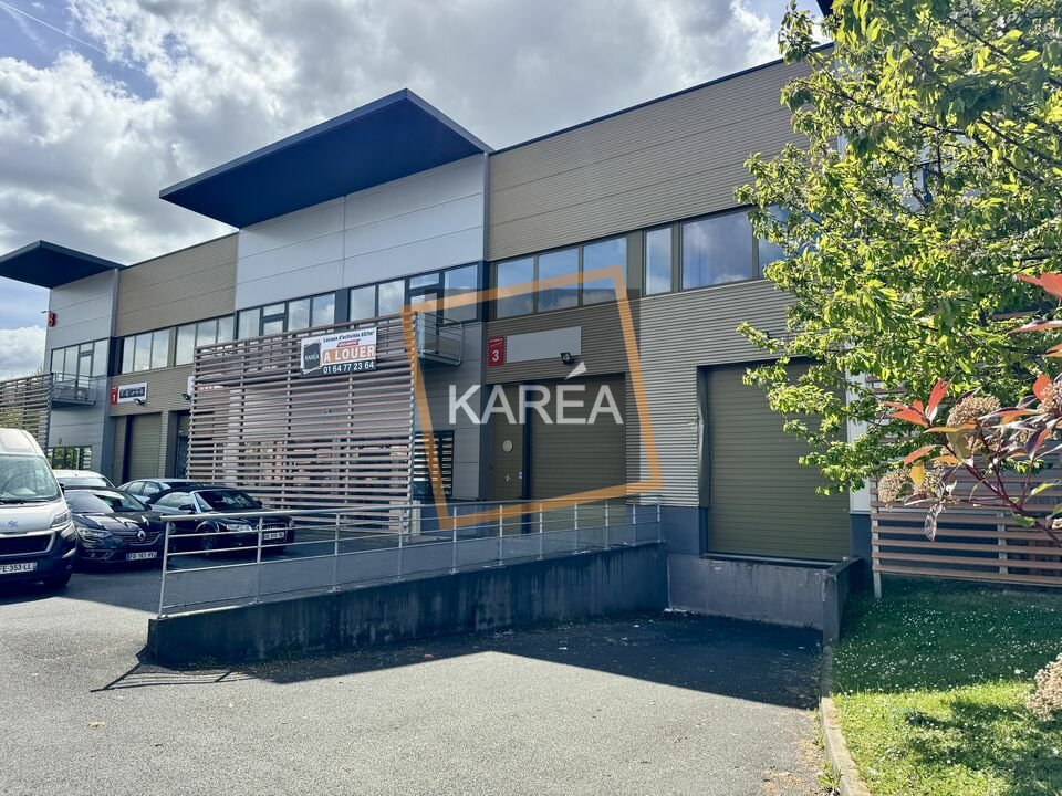 Local commercial 657 m² · à Bailly Romainvilliers · 657 m² · 6 971 €/mois