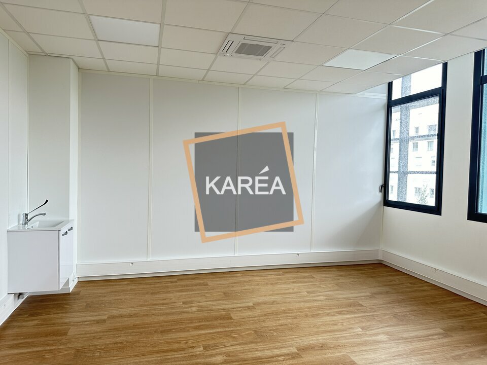 Local commercial 177 m² · à Chessy · 177 m² · 3 926 €/mois